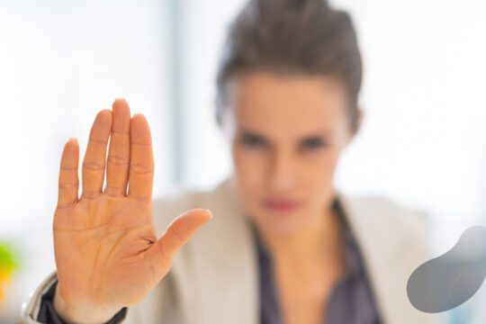 Opór w psychoterapii jako sygnał zatrzymania i potrzeby regulacji